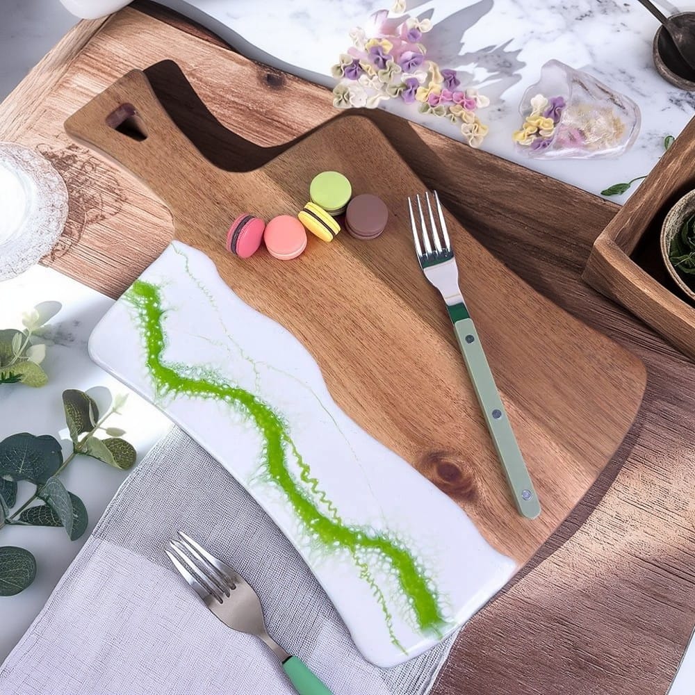 resin cutting board